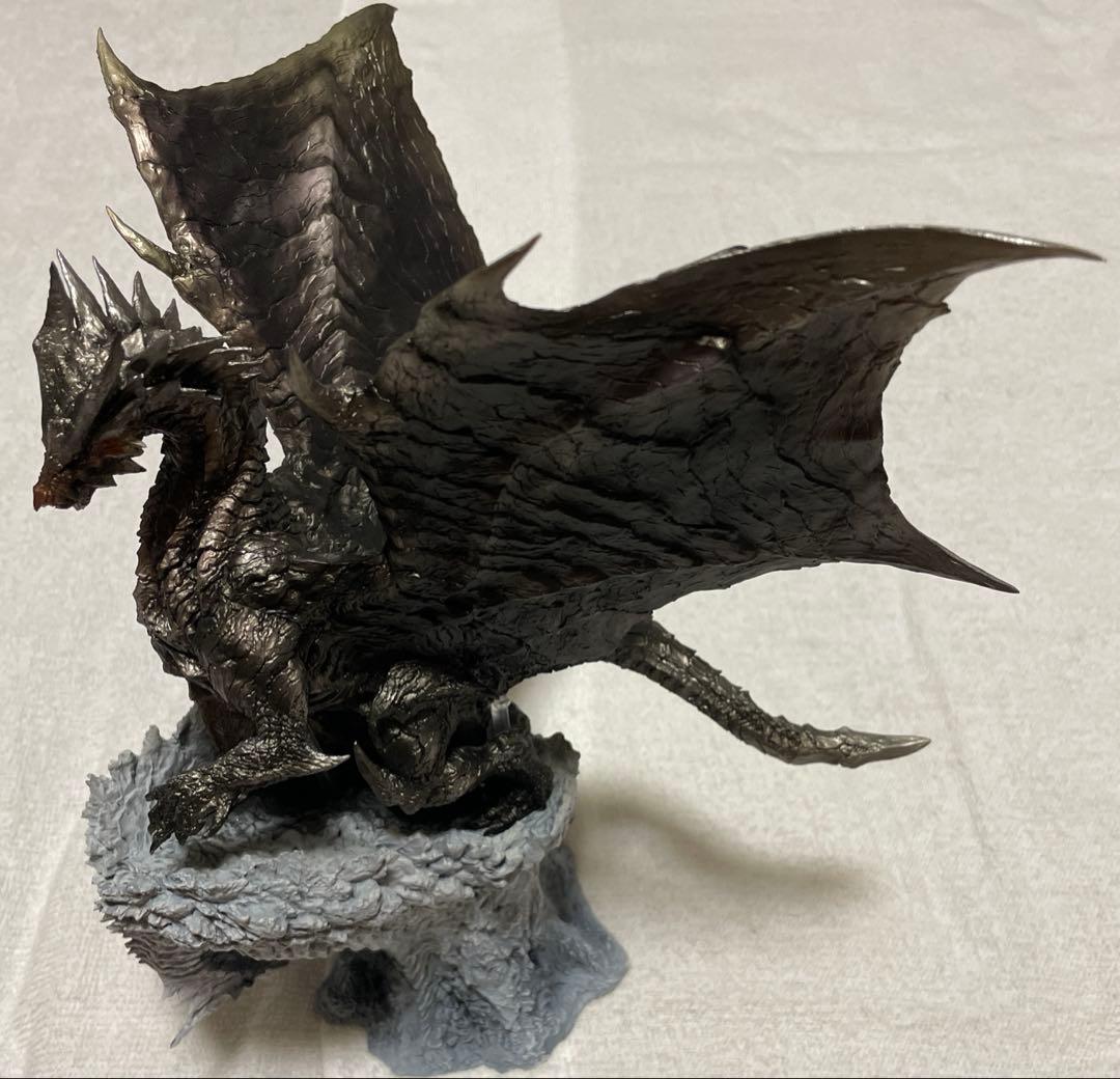 カプコンフィギュアビルダー　クリエイターズモデル　鋼龍 クシャルダオラ 復刻版