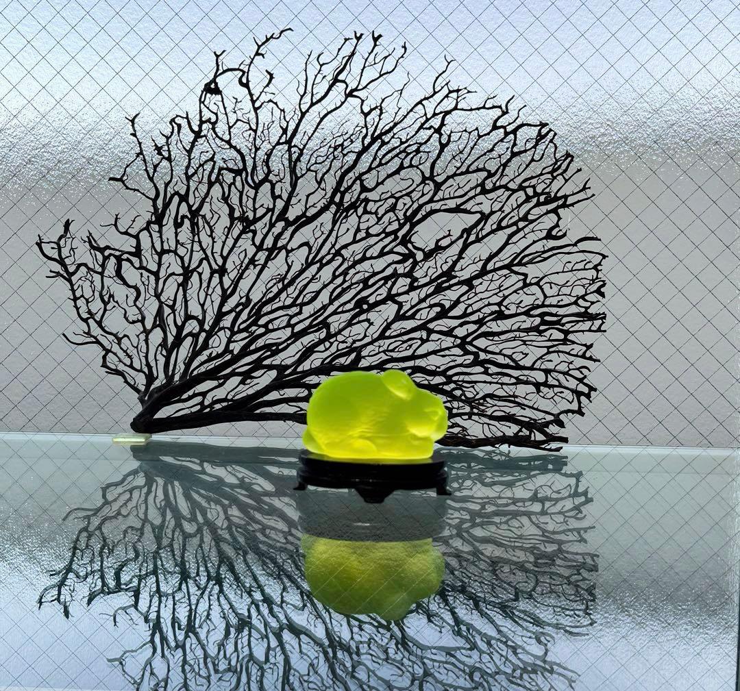 骨董時代ガラスプレス磨りガラス兎フィギュリン文鎮ウランガラス