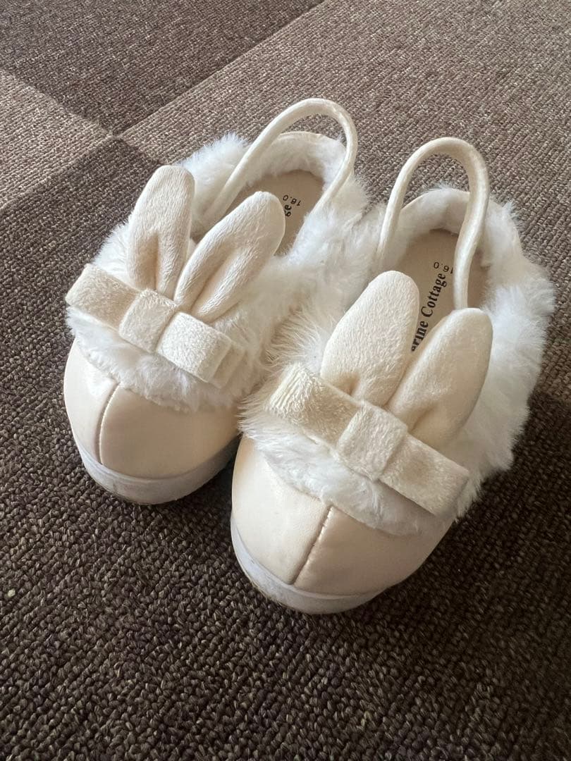 七五三用衣装と靴 ピンクでお花柄刺繍キャサリンコテージ　100センチ　つけ毛付き