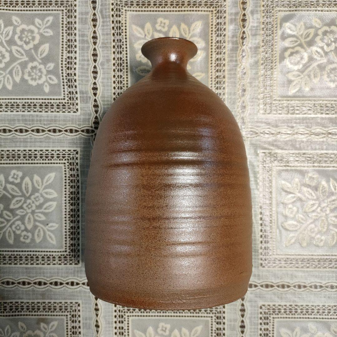 越前たいら窯　第八代藤田重良右衛門造『伝承窯印 +　花入』ウコン布、共箱、栞付