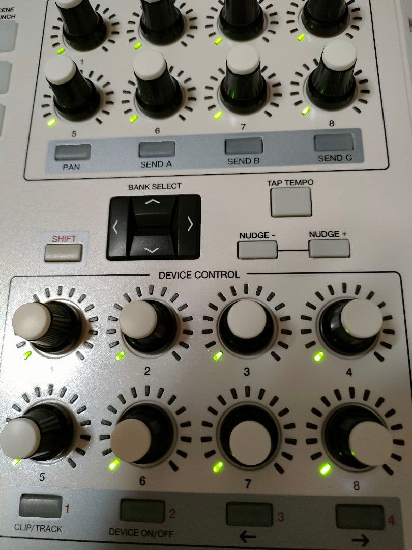 未使用・限定カラー】AKAI APC40 Ableton コントローラー