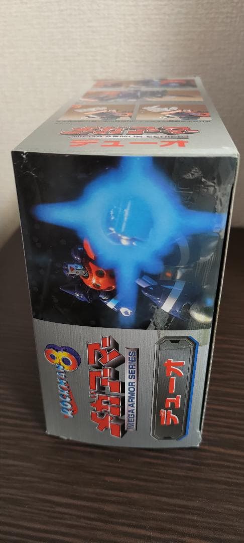 新品未開封 1997年バンダイ ロックマン8 メガアーマー デューオ フィギュア