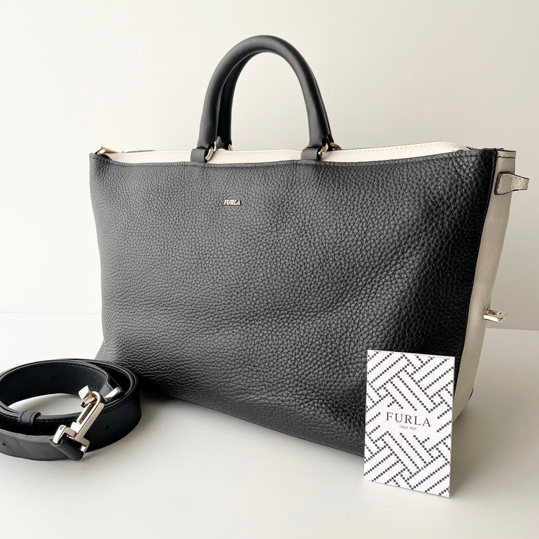 フルラ FURLA ハンドバッグ 2way ブロガー レザー 見た目が変わる