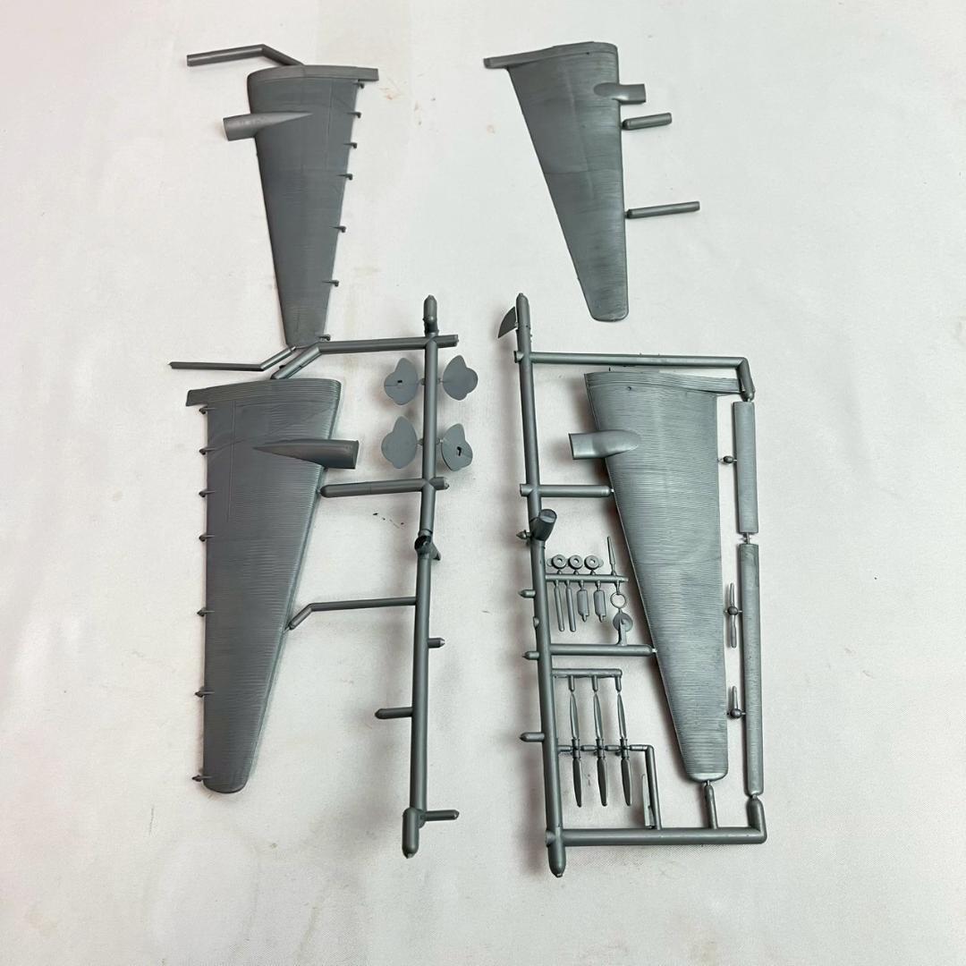 Roco ロコ JU52/3m HO1800 Junkers 52/3m 未組立 - メルカリ