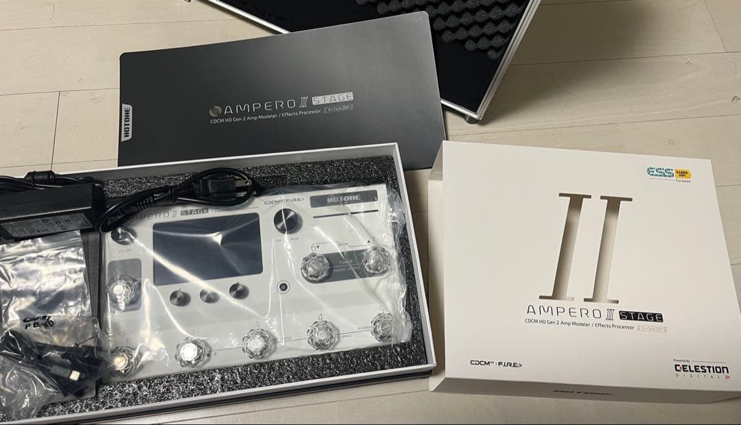 【美品】Hotone Ampero II Stage ギターマルチエフェクター