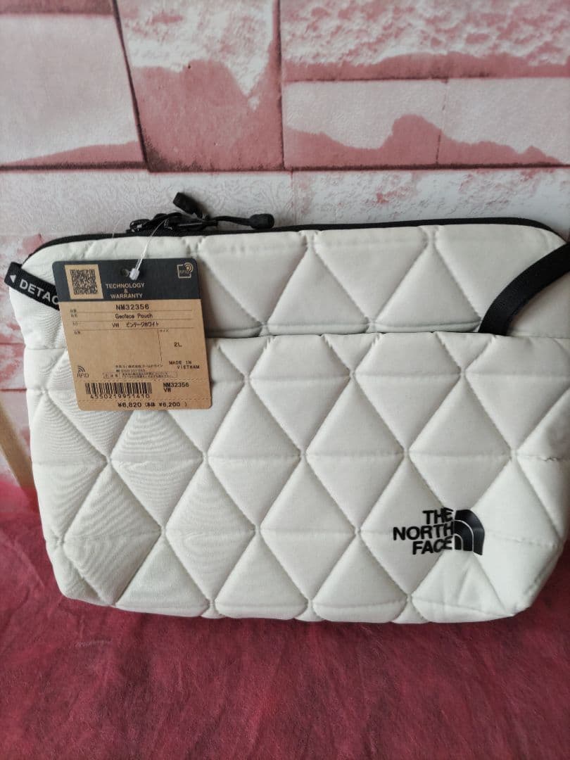 THE NORTH FACE キルティングバッグ ホワイト 美品！THE NORTH FACE