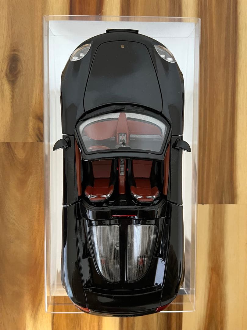 状態良し】 ポルシェ カレラGT 1/18 ブラック 箱付き