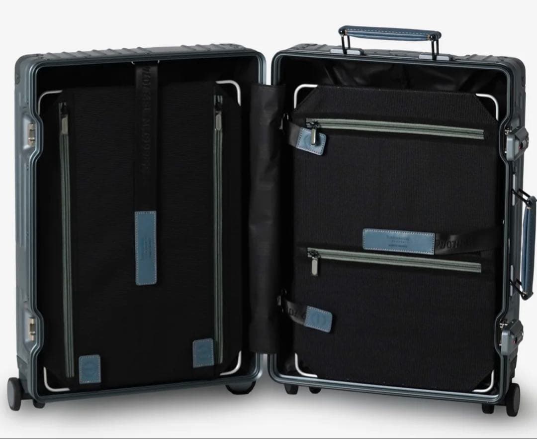 新品未使用】イノベーター アルミスーツケース 2025年モデル グレー