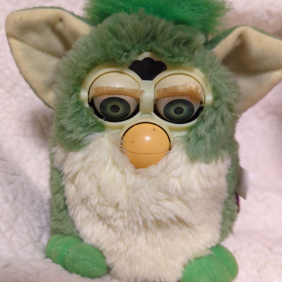 ファービー Furby 英語版 緑 グリーン - メルカリ