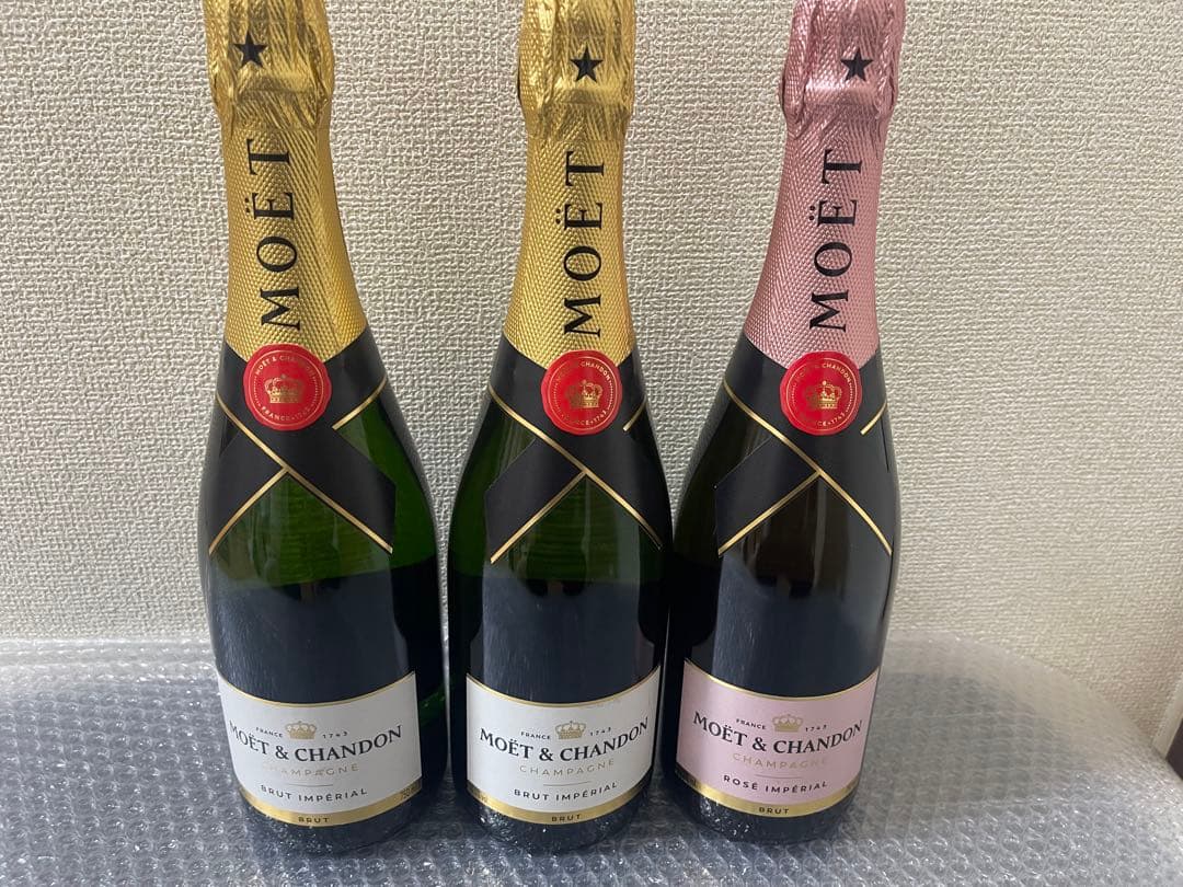 【新品】　モエエシャンドン Mot Chandon シャンパン 白2本 ロゼ1本 シャンパン モエ・エ・シャンドン アイス アンペリアル ロゼ + 白