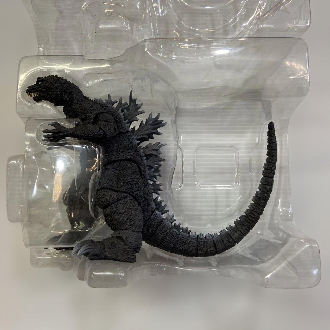 S.H.MonsterArts モンスターアーツ ゴジラ 2001 バンダイ
