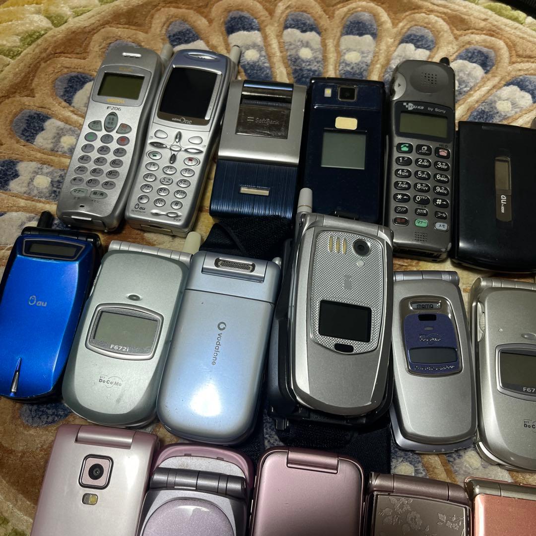 携*s様 ジャンク ガラケー まとめ 32台 現状品 部品取り用 動作未確認