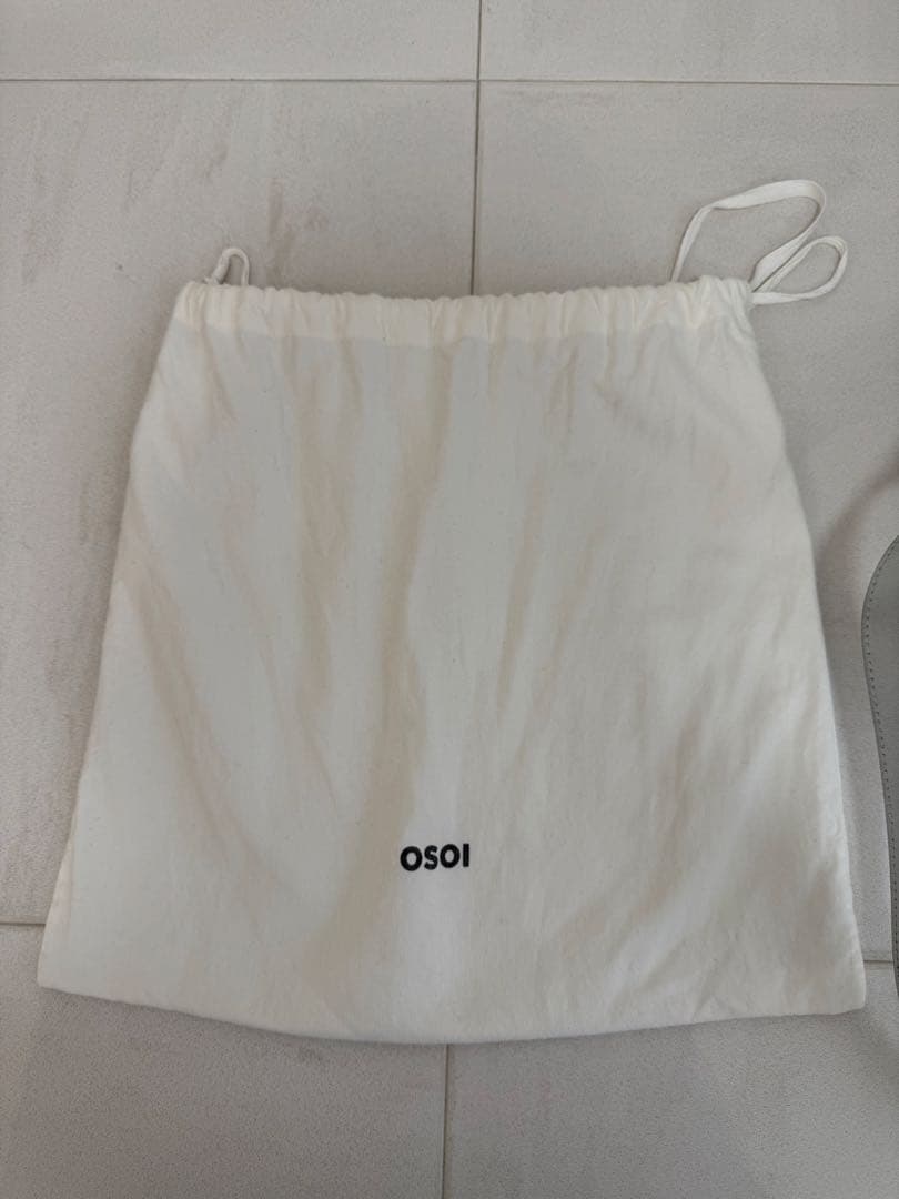 【keiさま】osoi ショルダーバッグ　シルバー