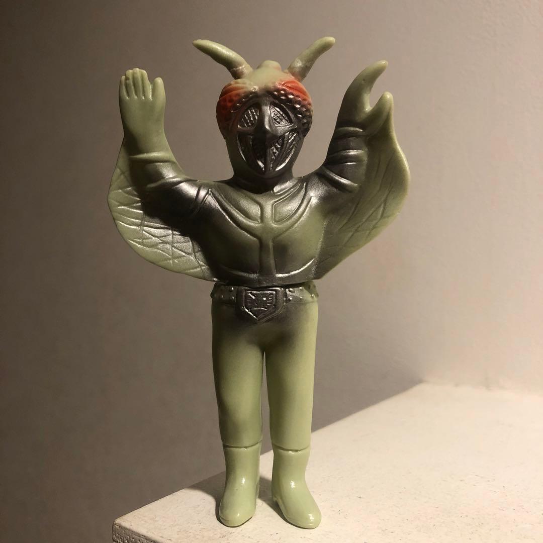 かまきり男 ソフビ