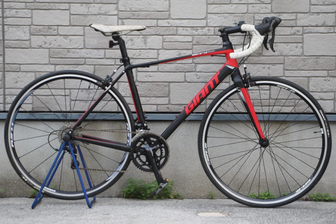 引き取り限定♪人気のGIANT♪DEFY♪軽量アルミフレームロードバイク♪