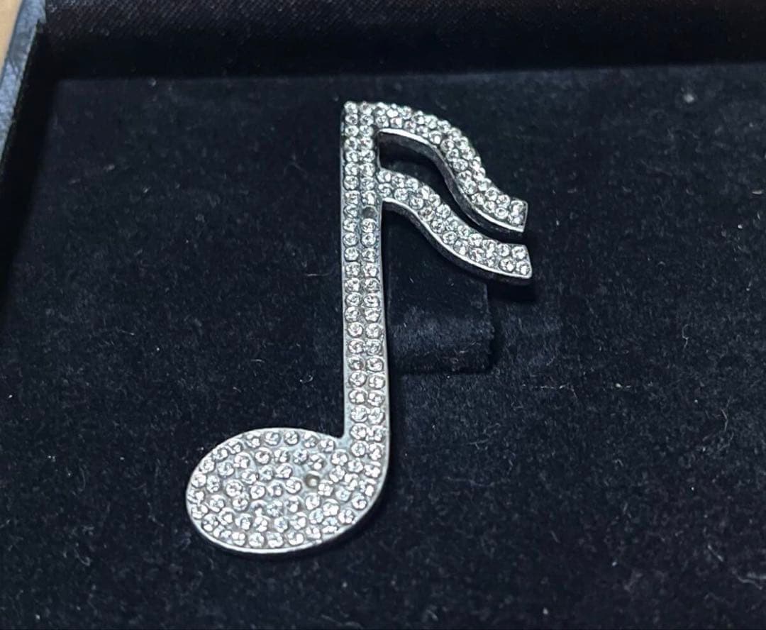 ぴざ　09ss 音符バッジ ブローチ undercover アンダーカバー