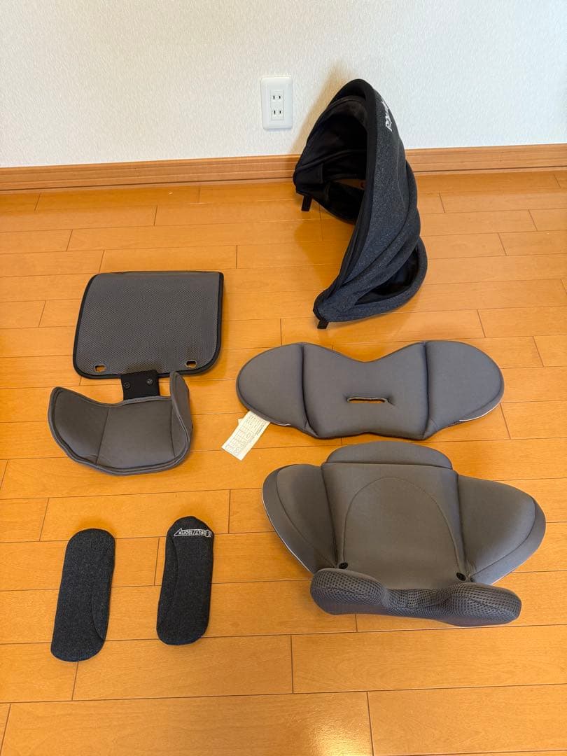 アップリカ チャイルドシート クルリラ プレミアム ISOFIX 回転式 高級