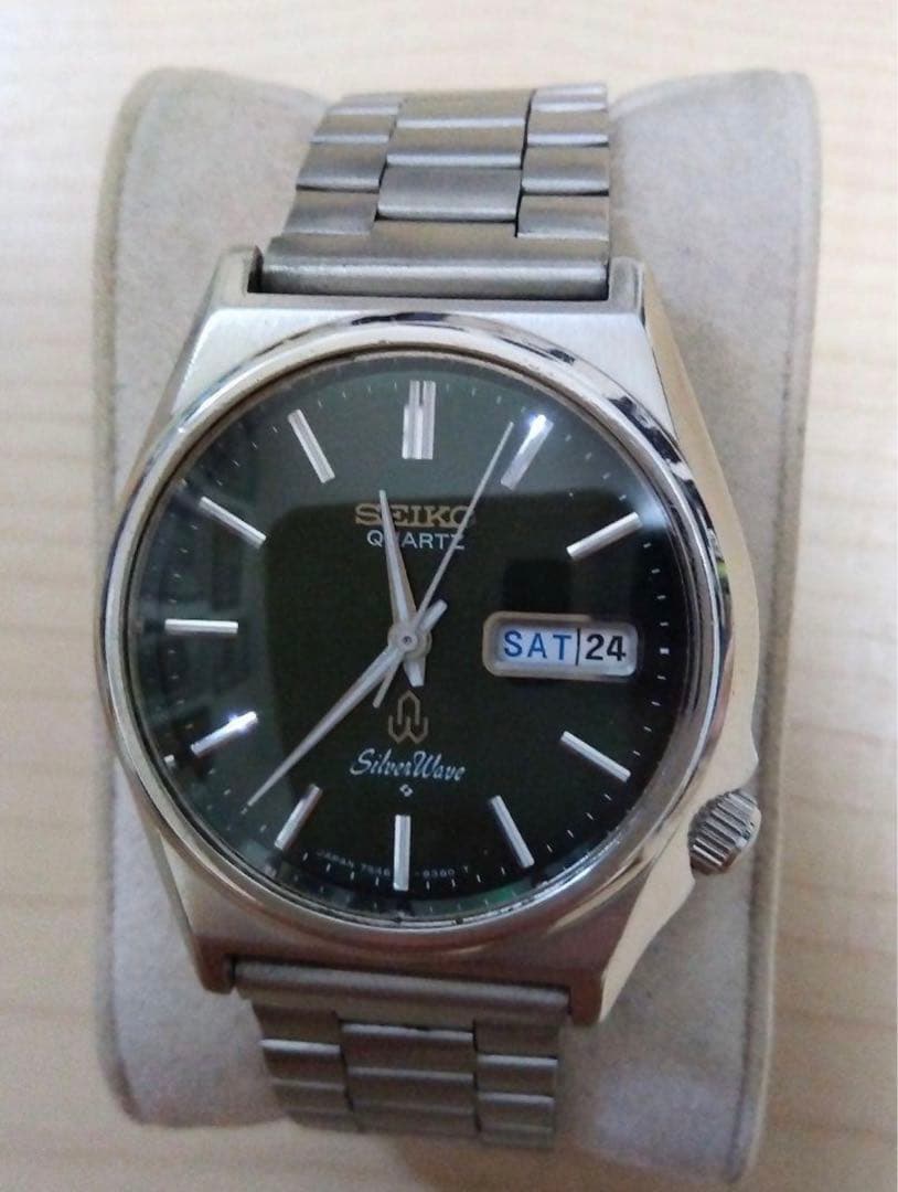 セイコー　SEIKO　シルバーウェーブ　グリーン文字盤　ガラス風防　電池新品