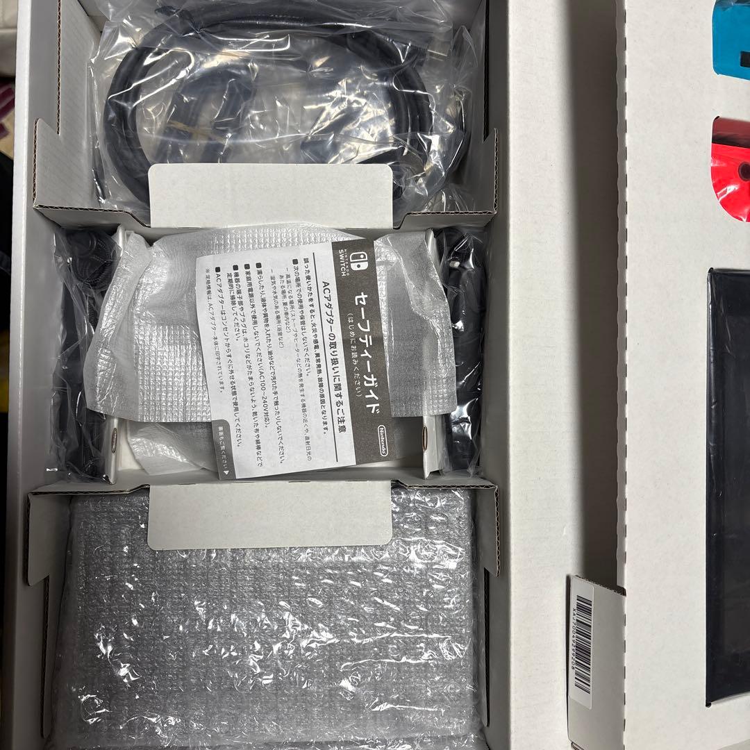 Nintendo Switch 本体 ネオンブルー/レッド　内蔵品9点抜けなし