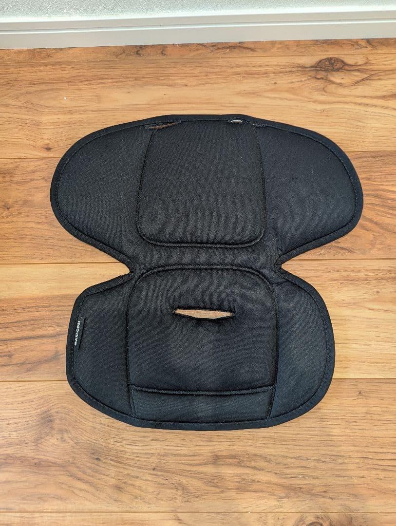 【美品】マキシコシ ベビーシート Cabrio Fix i-size セット