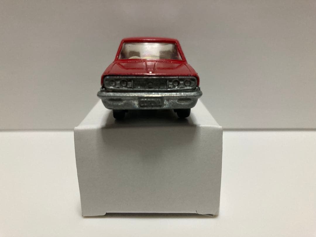 トミカ　日本製　ニュー　コロナ　1700 1Aホイール　赤