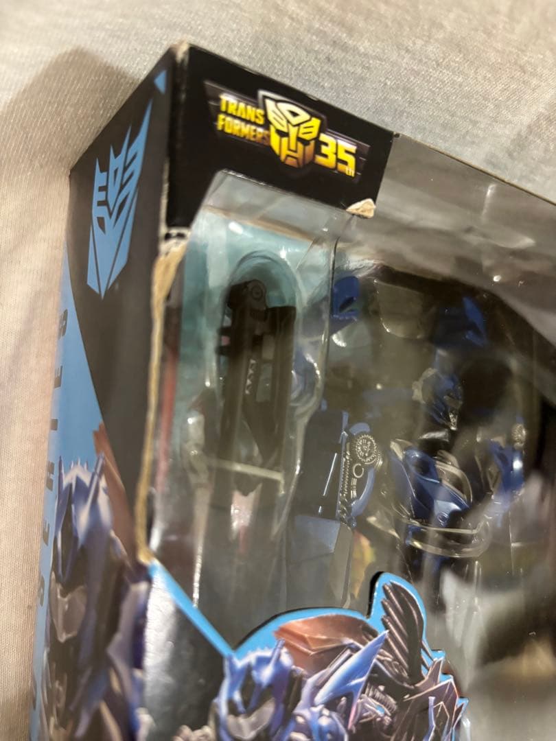 トランスフォーマー　ss 17 ケイエスアイセントリー　スタジオシリーズ　新品