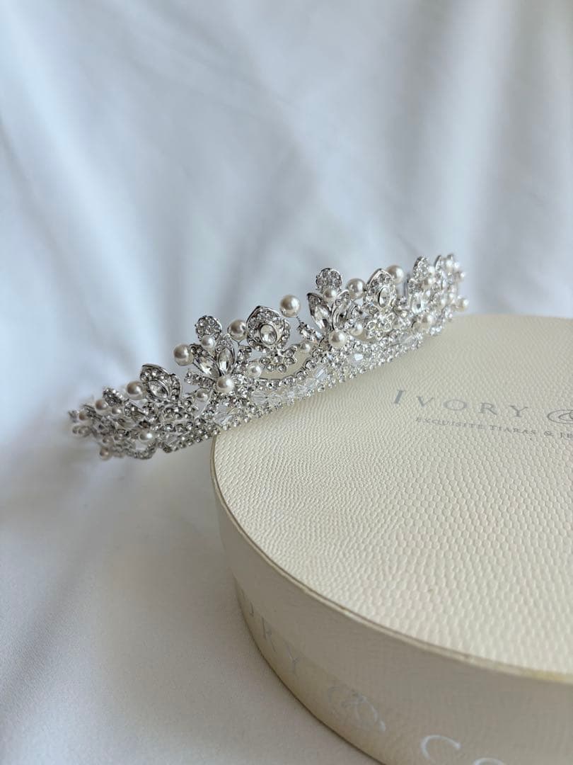 Ivory & Co. Alexandra sakura ティアラ　サクラ