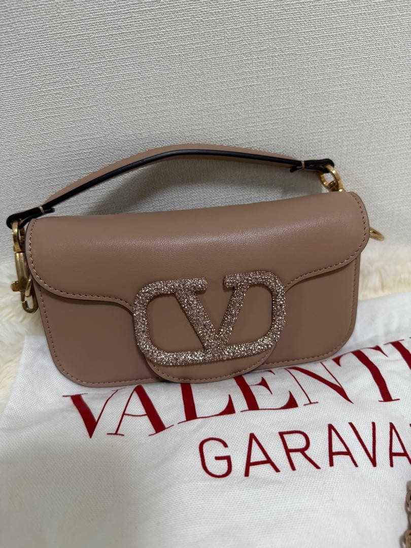 ヴァレンティノ　ガラヴァーニロコ　バック