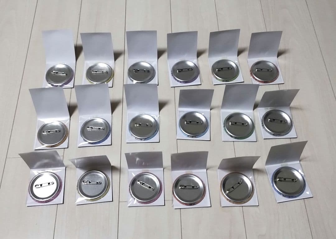 スーパーダンガンロンパ2　缶バッジ+　18個セット