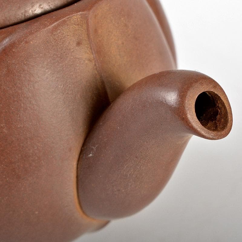 中国 紫砂 朱泥 花形 蝶摘 急須 茶壷 在銘 M R5878