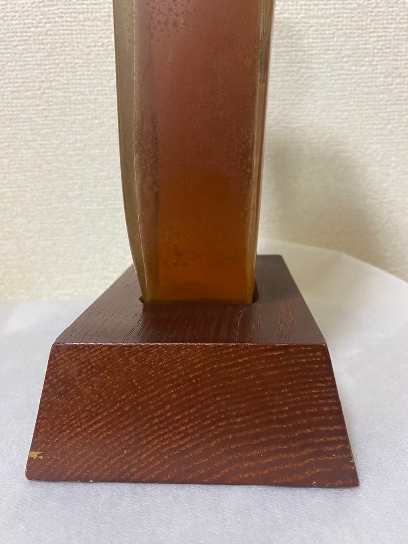 サントリー 響 リラギター型ボトル - 希少な旋律を奏でる特別な一本 未