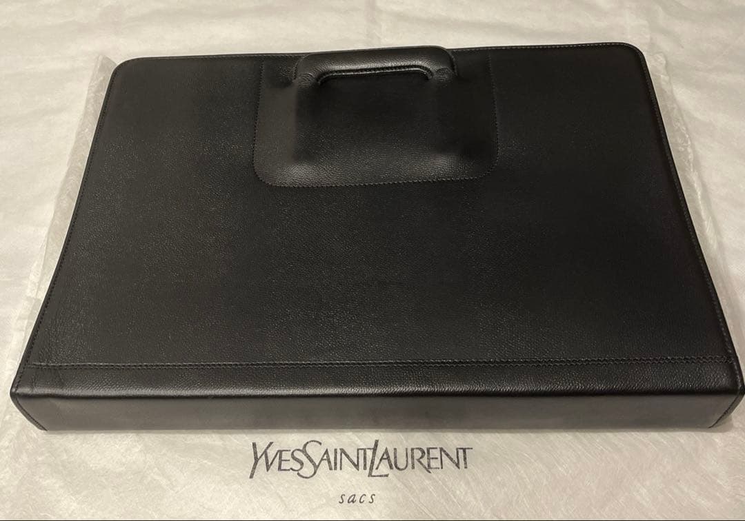 【新品・国内正規品】イヴ・サンローラン ビジネスバッグ