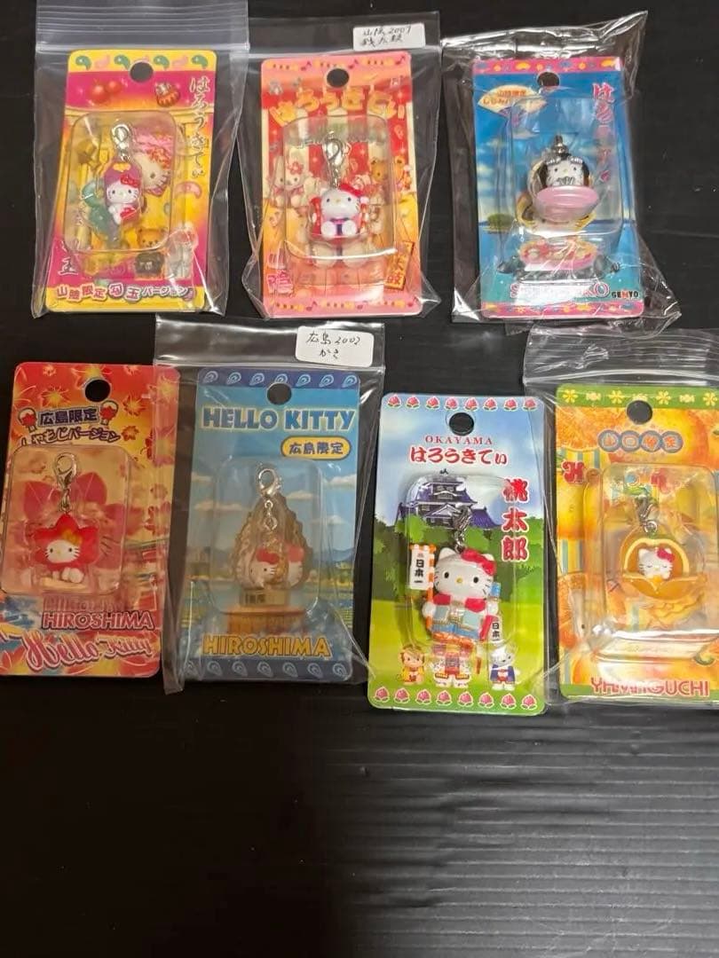 超激レア！未使用未開封❣️ご当地キティファスナーマスコットまとめ売り152点