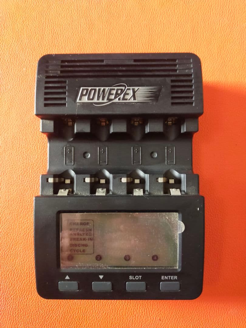 Powerex MH-C9000 充電器　値下げ可