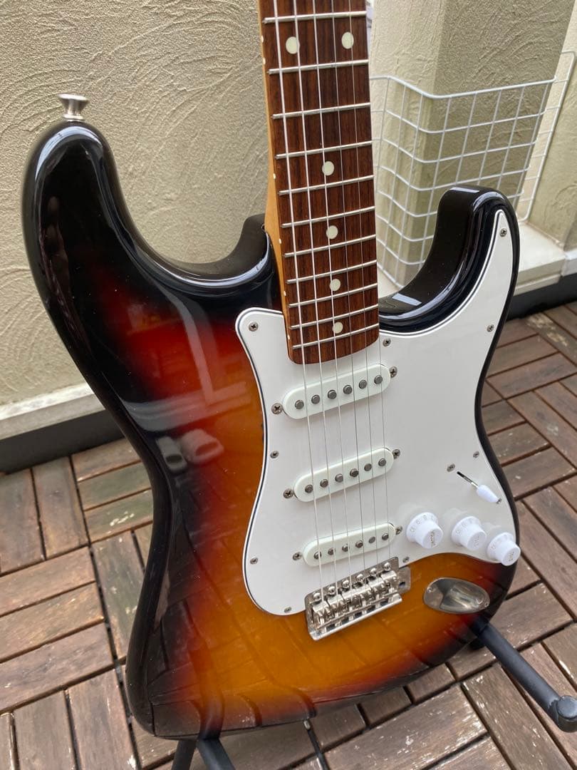 ギター FERNANDES The Revival, R S T Series.