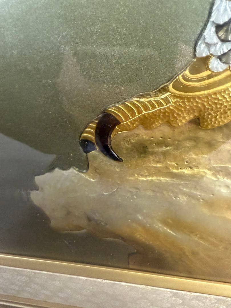 中村春山 彫金 額装 金彩 鷹図 額サイズ 55cm 72cm