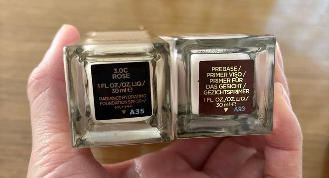 トムフォードアーキテクチャーラディアンスハイドレーティングファンデーション・下地