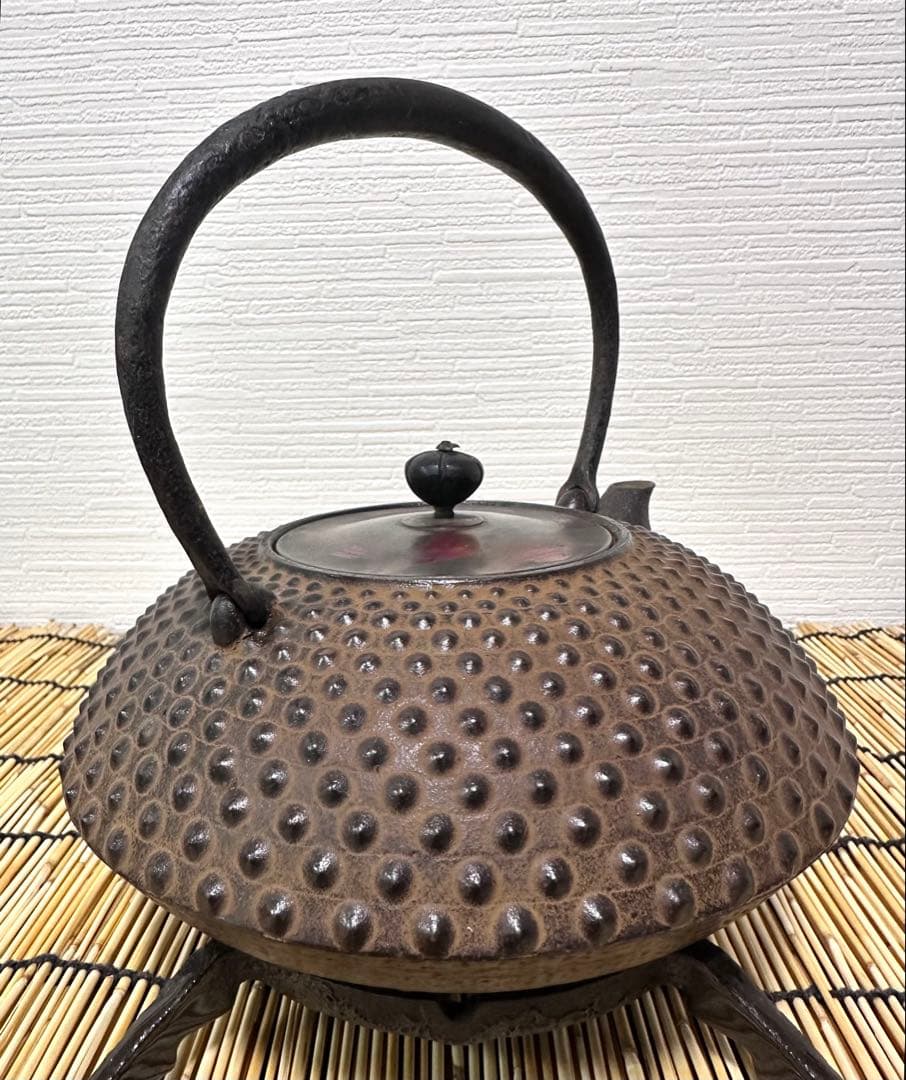 ほぼ未使用品　菊池保寿堂　菊池 正直造 斑紫銅蓋姥口中アラレ　南部鉄瓶　南部鉄器