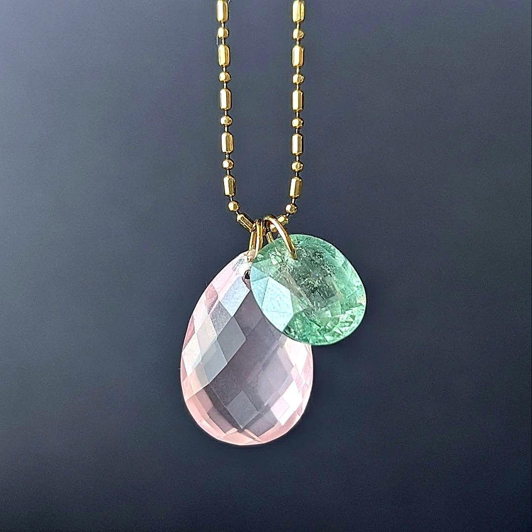 ♢N♢訳あり♢K18 グリーンベリル＆ローズクォーツ セットチャーム