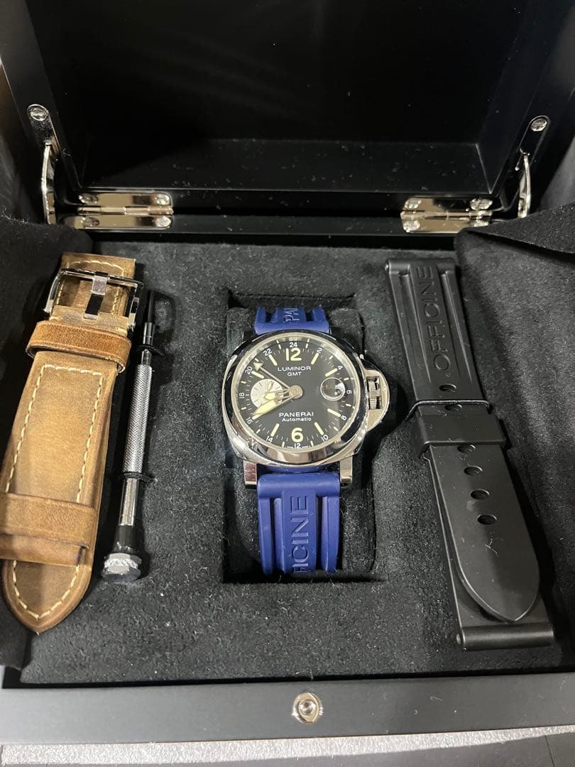 パネライ PANERAI LUMINOR GMT PAM01088