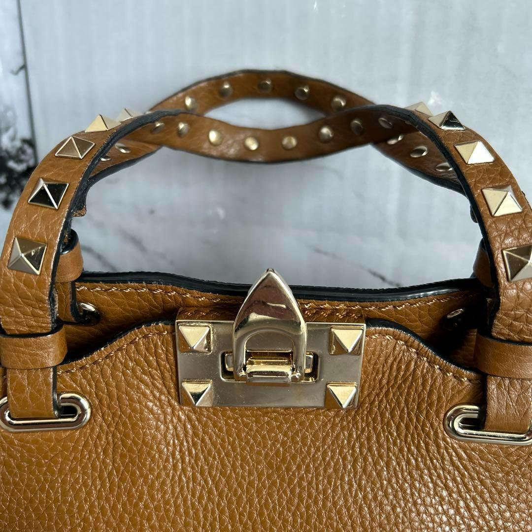 ヴァレンティノガラヴァーニ　ハンドバッグ　ロックスタッズ　ブラウン