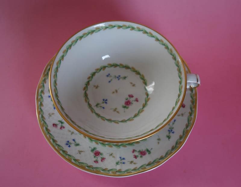 ベルナルド アルトワ グリーン モーニング カップ＆ソーサー