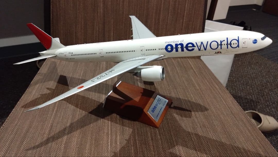 JAL 777-300ER ワンワールド塗装 模型 ダイキャスト 1/200