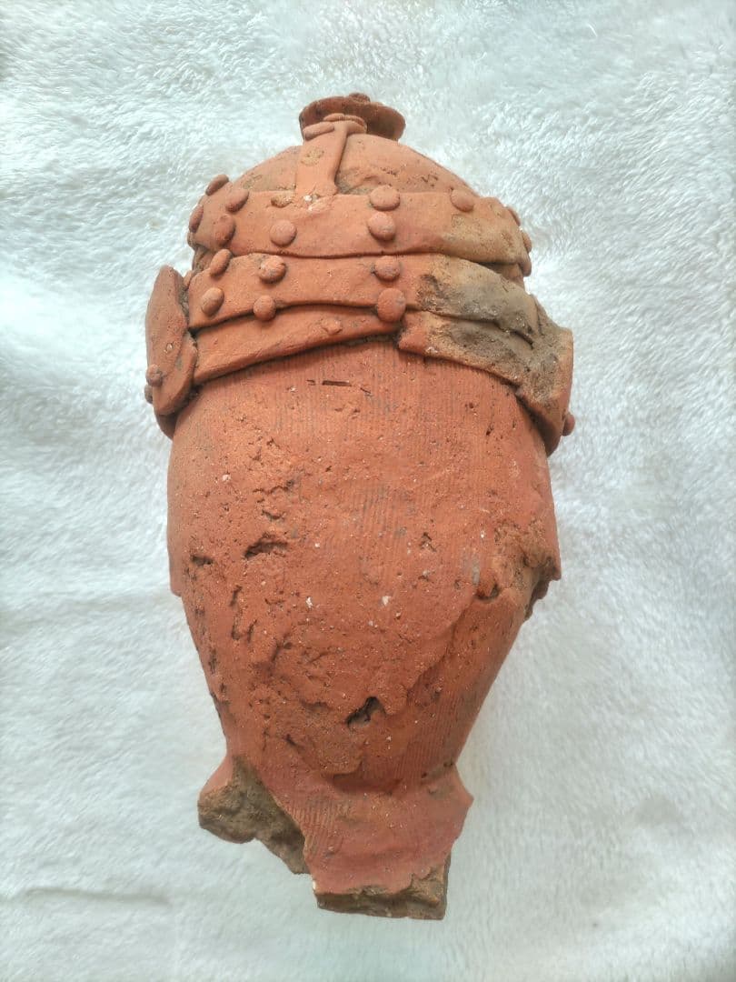 埴輪頭部残欠 古墳時代 土器 帽子を被った埴輪頭部残欠 古墳時代 土器