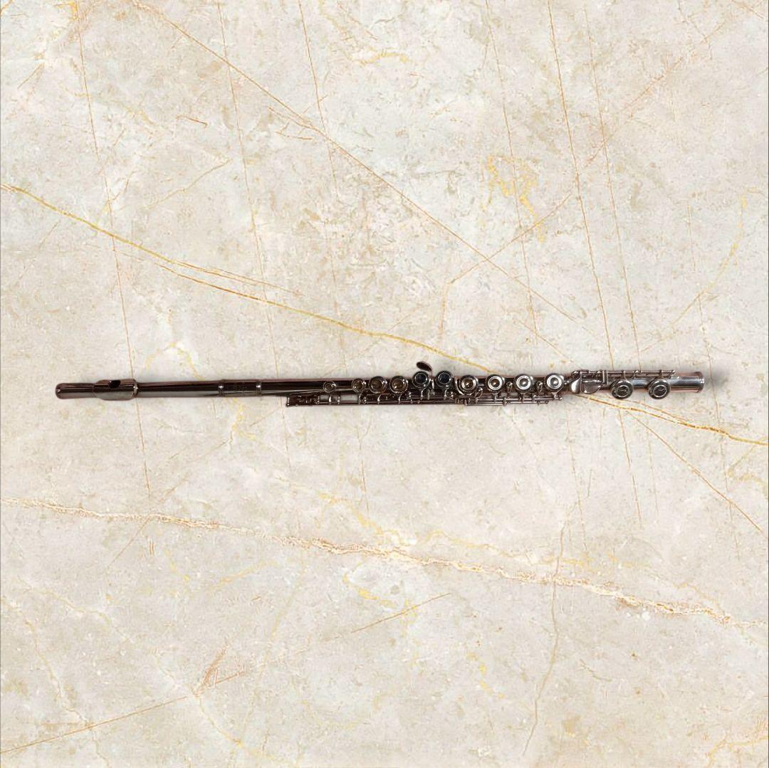 ヤマハ フルート YFL211 本体 ケース付き　Eメカ搭載