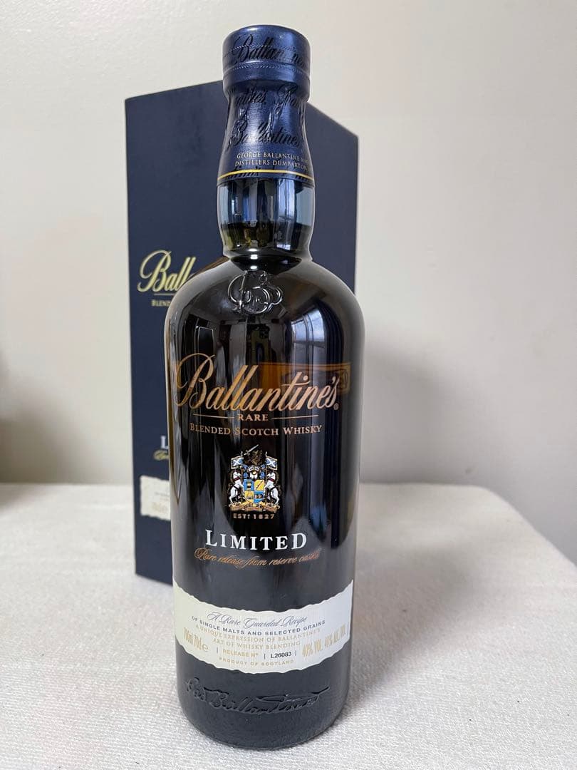 バランタイン レア リミテッドエディション 700ml 40% 飲料・酒