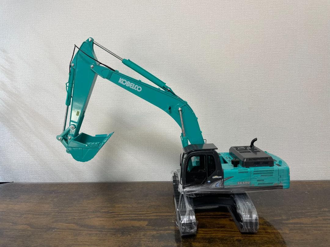 701-021 建機 1/26 コベルコ KOBELCO SK460-8