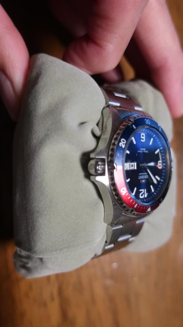 ORIENT 自動巻き腕時計 青黒赤