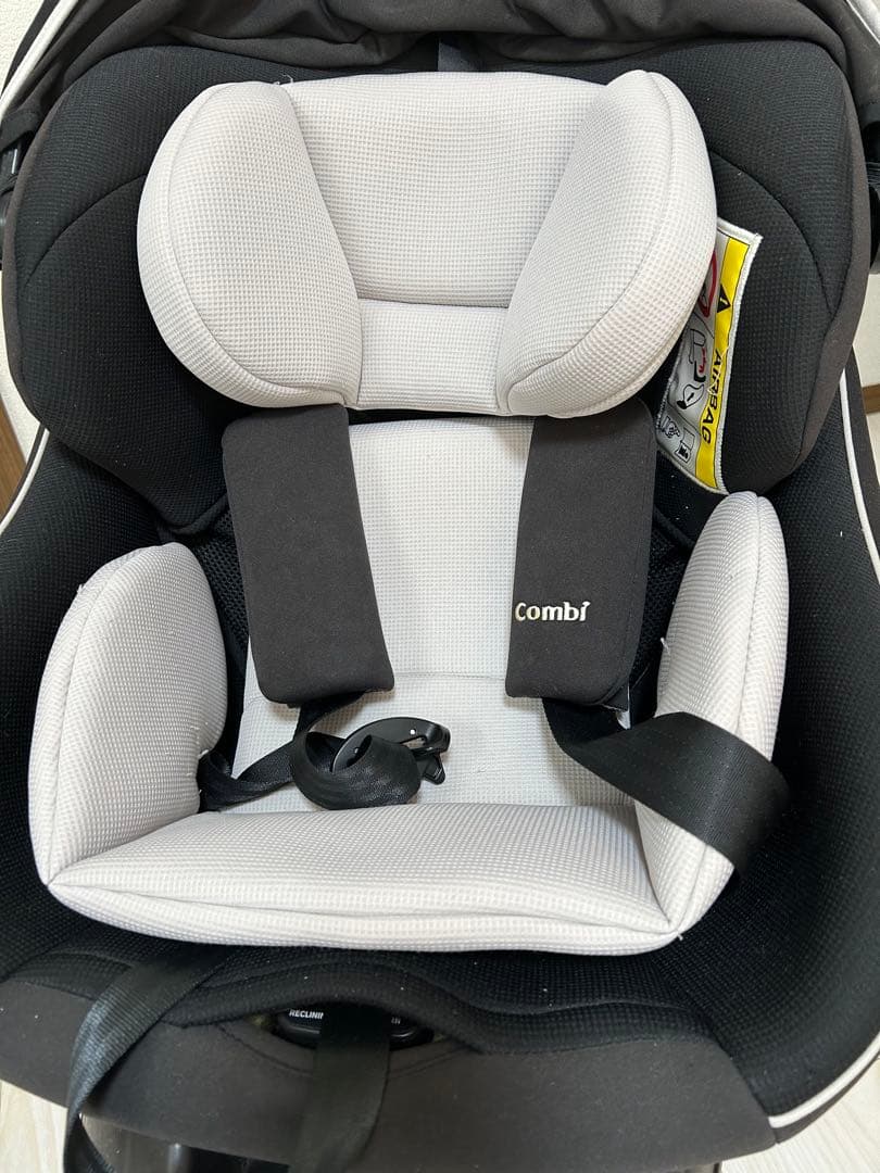 Combi クルムーヴスマートISOFIX