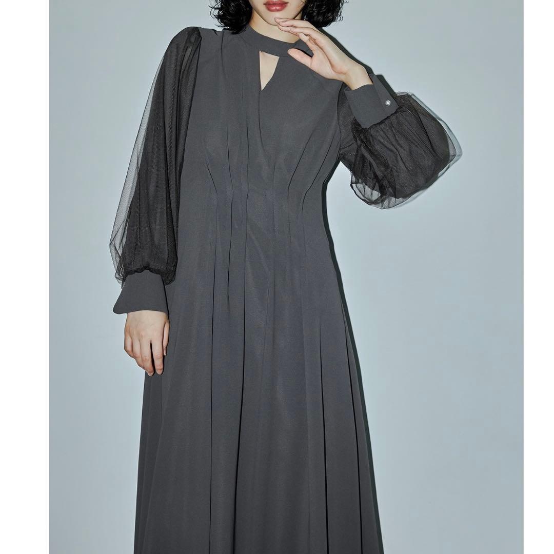 【美品】niana Vネックシアースリーブドレス　チャコール Mサイズ 結婚式